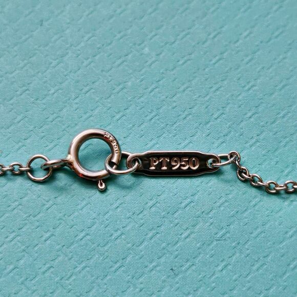 🩵SOLD🩵Tiffany & Co. Round Diamond Solitaire 0.25 ct Platinum Chain Necklace - Picture 6 of 9